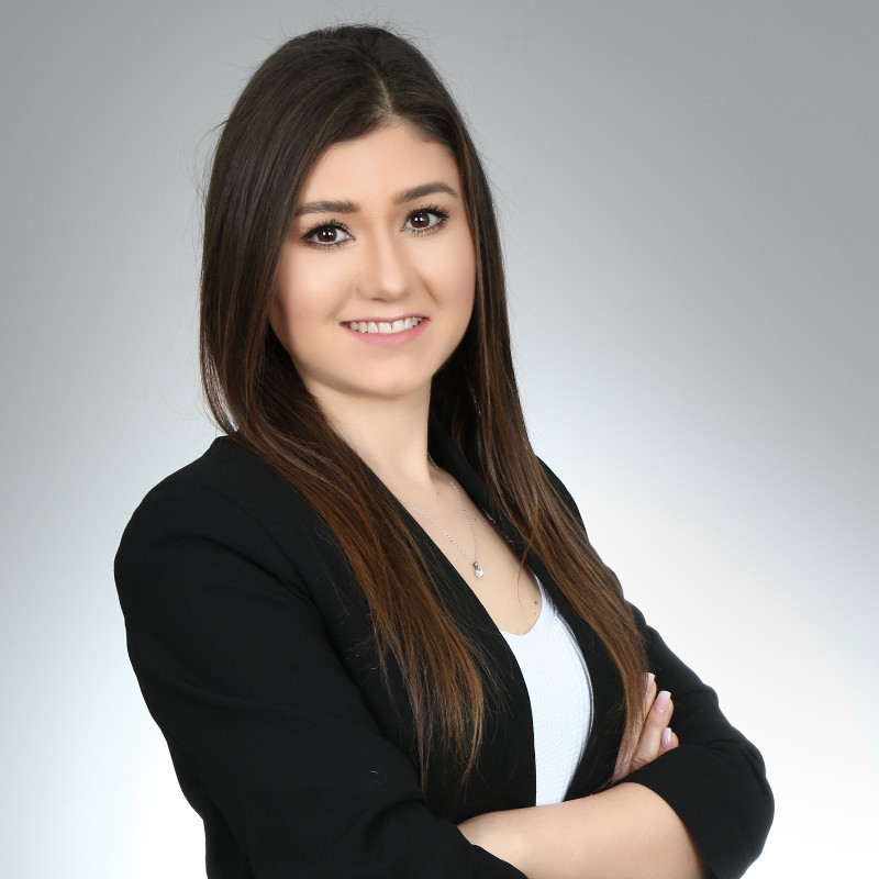 özge oficial photo